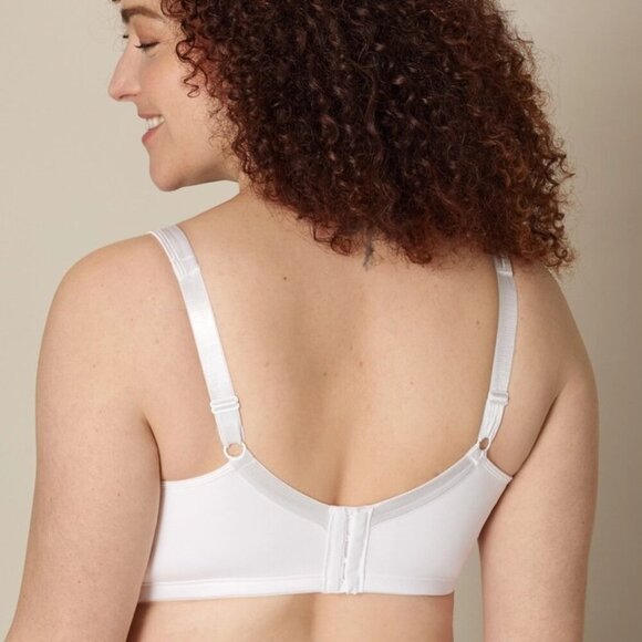 NWT Playtex4803 18Hour Silky Soft Smoothing Cool & Breathable Wireless Bra White - Picture 4 of 7